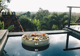 White Tortoise Eco Villa's