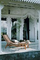 White Tortoise Eco Villa's