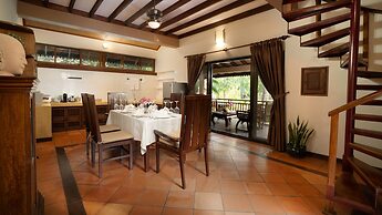 Mane Family Vacation