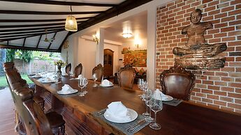 Mane Family Vacation