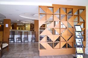 Kfour Apartment & Hotels Private Limited