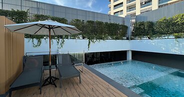 Amanta Hotel & Residence Sathorn
