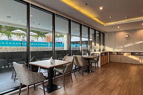 Amanta Hotel & Residence Sathorn
