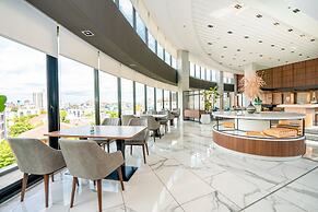 Amanta Hotel & Residence Sathorn