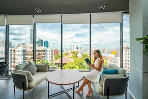 Amanta Hotel & Residence Sathorn