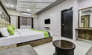 Treebo Sahara Suites