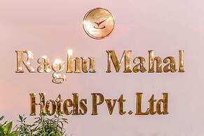 Raghu Mahal Hotel