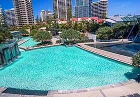 Private Apartments at Q1