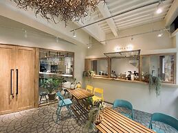 Lestel Naha - Hostel