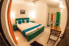 International Beach Hotel and Restaurant