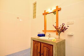 International Beach Hotel and Restaurant