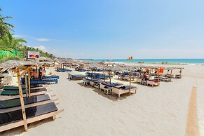 International Beach Hotel and Restaurant