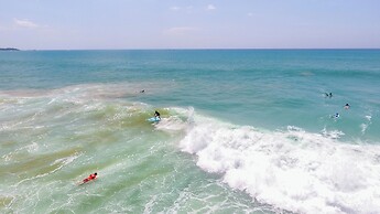 International Beach Hotel and Restaurant