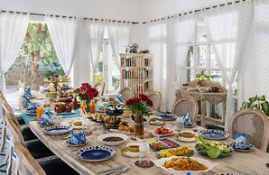 Vatsalya Vihar - A Luxury Pool Villas Resort