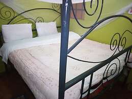 The Plateau Breeze Hotel