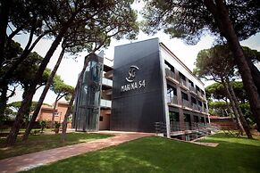 SG Marina 54 Apartments