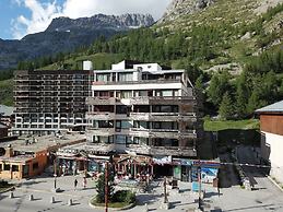 Résidence Les Cîmes - Centre Val d'Isère