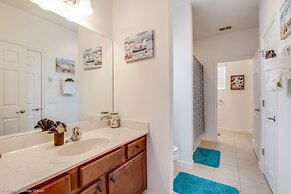 Impressive Waterfront Retreat Near Disney With Cinema Room - 5bd/4ba P