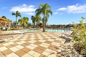 Impressive Waterfront Retreat Near Disney With Cinema Room - 5bd/4ba P