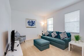 Impressive Waterfront Retreat Near Disney With Cinema Room - 5bd/4ba P