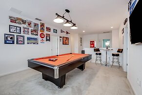 Impressive Waterfront Retreat Near Disney With Cinema Room - 5bd/4ba P