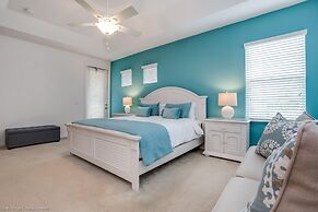 Impressive Waterfront Retreat Near Disney With Cinema Room - 5bd/4ba P