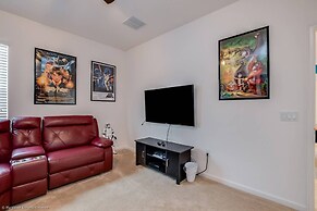 Impressive Waterfront Retreat Near Disney With Cinema Room - 5bd/4ba P