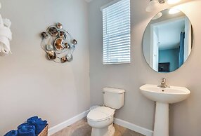 Stylish NEW Renovation in Reunion Resort - Large Patio and Pool Deck 3