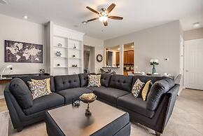 Stylish NEW Renovation in Reunion Resort - Large Patio and Pool Deck 3