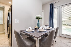 Stylish NEW Renovation in Reunion Resort - Large Patio and Pool Deck 3