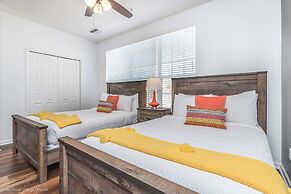 Fresh and Remodeled in Vista Cay! Townhome - 3br/3.5ba 3vc045