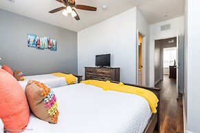 Fresh and Remodeled in Vista Cay! Townhome - 3br/3.5ba 3vc045