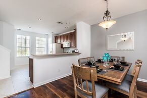 Fresh and Remodeled in Vista Cay! Townhome - 3br/3.5ba 3vc045