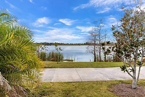 Stylish and Accessible in Vista Cay With Lake View - 3bd/2ba Condo 3vc