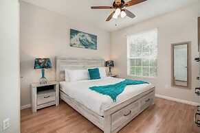 Stylish and Accessible in Vista Cay With Lake View - 3bd/2ba Condo 3vc