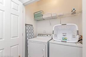 Stylish and Contemporary Vista Cay Hideaway - Lake View 3bd/2ba #3vc41