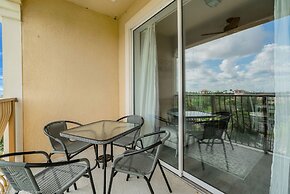 Stylish and Contemporary Vista Cay Hideaway - Lake View 3bd/2ba #3vc41