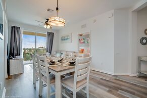 Stylish and Contemporary Vista Cay Hideaway - Lake View 3bd/2ba #3vc41