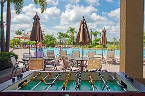 Stylish and Contemporary Vista Cay Hideaway - Lake View 3bd/2ba #3vc41