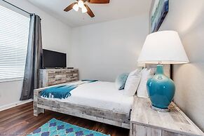 Stylish and Contemporary Vista Cay Hideaway - Lake View 3bd/2ba #3vc41