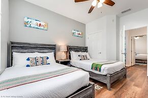 Enjoy Peaceful Lake View! Newly Decorated in Vista Cay - 3br/2b #3408