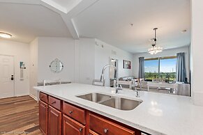 Enjoy Peaceful Lake View! Newly Decorated in Vista Cay - 3br/2b #3408