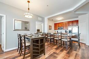 Enjoy Peaceful Lake View! Newly Decorated in Vista Cay - 3br/2b #3408