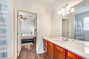 Enjoy Peaceful Lake View! Newly Decorated in Vista Cay - 3br/2b #3408