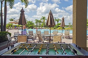 Enjoy Peaceful Lake View! Newly Decorated in Vista Cay - 3br/2b #3408