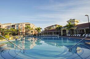 Enjoy Peaceful Lake View! Newly Decorated in Vista Cay - 3br/2b #3408