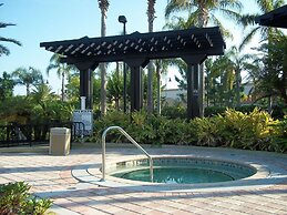 Enjoy Peaceful Lake View! Newly Decorated in Vista Cay - 3br/2b #3408