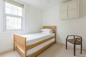 Boston Place II by Onefinestay