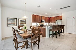 NEW Listing - Spacious Disney Area Pool Home With Amazing Resort Ameni