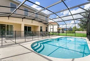 NEW Listing - Spacious Disney Area Pool Home With Amazing Resort Ameni